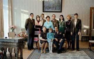 Перед смертью внучка Брежнева объяснила, за что отправила в психушку мать и дочь